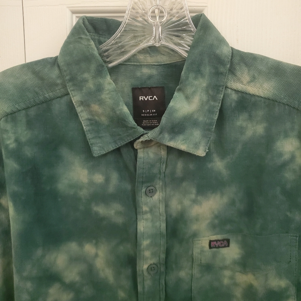 NWT RVCA button down shirt - Picture 2 of 3